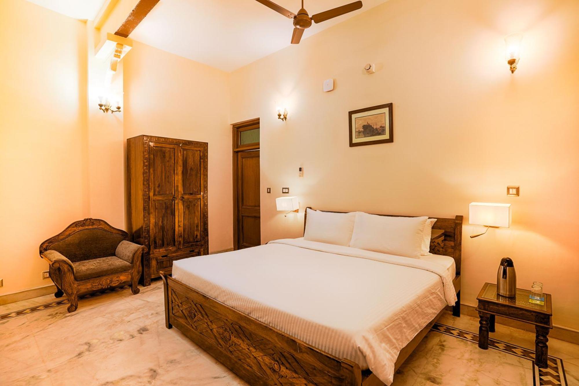 Club Mahindra Bharatpur Hotel Екстериор снимка
